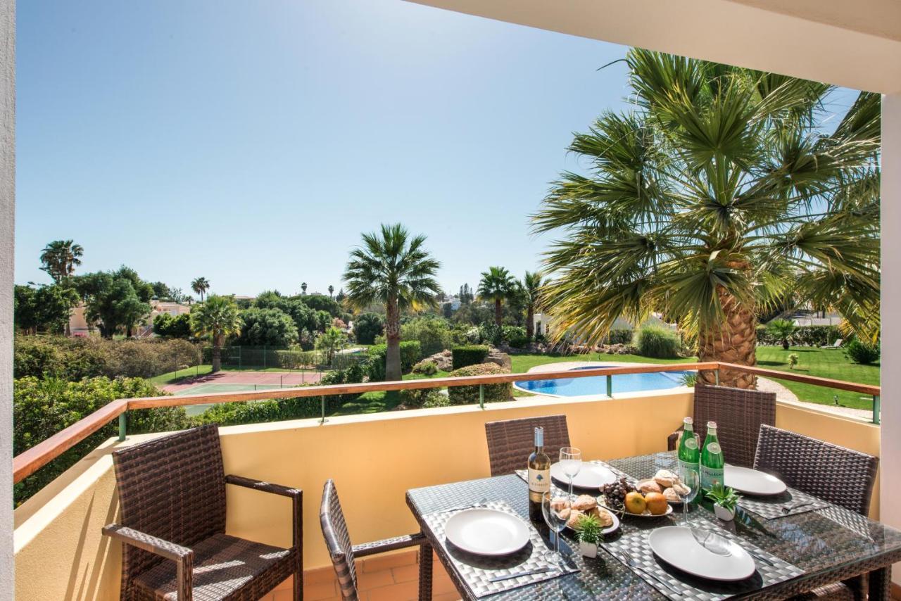 Luxurious First Floor Apartment Sleeps 4 Carvoeiro  Exterior photo