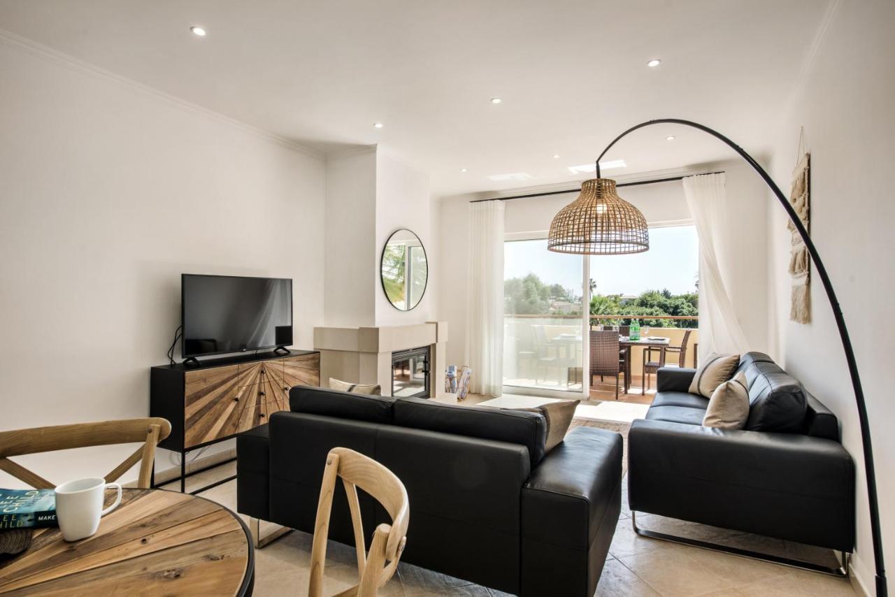 Luxurious First Floor Apartment Sleeps 4 Carvoeiro  Exterior photo